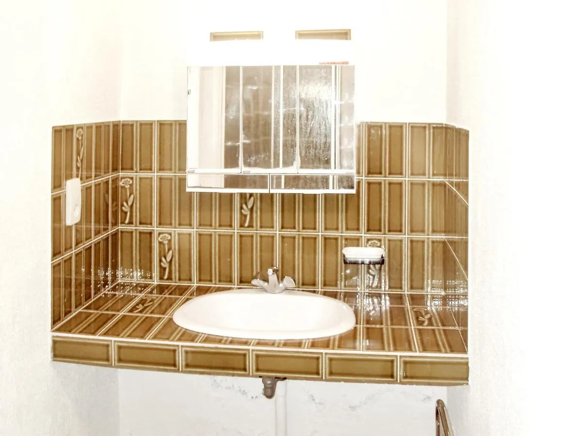 Appartement De 2 Chambres Avec Jardin Clos Et Wifi A Cavalaire Sur Mer A 1 Km De La Plage 0*, Cavalaire-sur-Mer France
